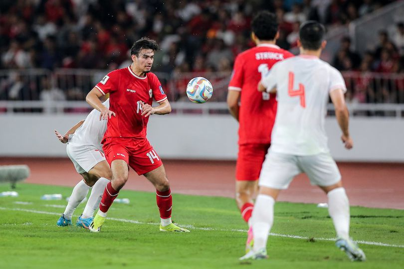 Penampilan Nathan Tjoe-A-On saat menjalani debut bersama Timnas Indonesia melawan Vietnam di Kualifikasi Piala Dunia 2026 zona Asia. (c) Bolanet/Bagaskara Lazuardi